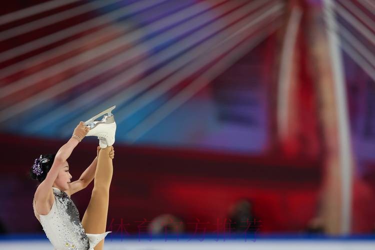 中国杯 | 范晓冬：我们会把头抬起来，为下一场比赛全力以赴